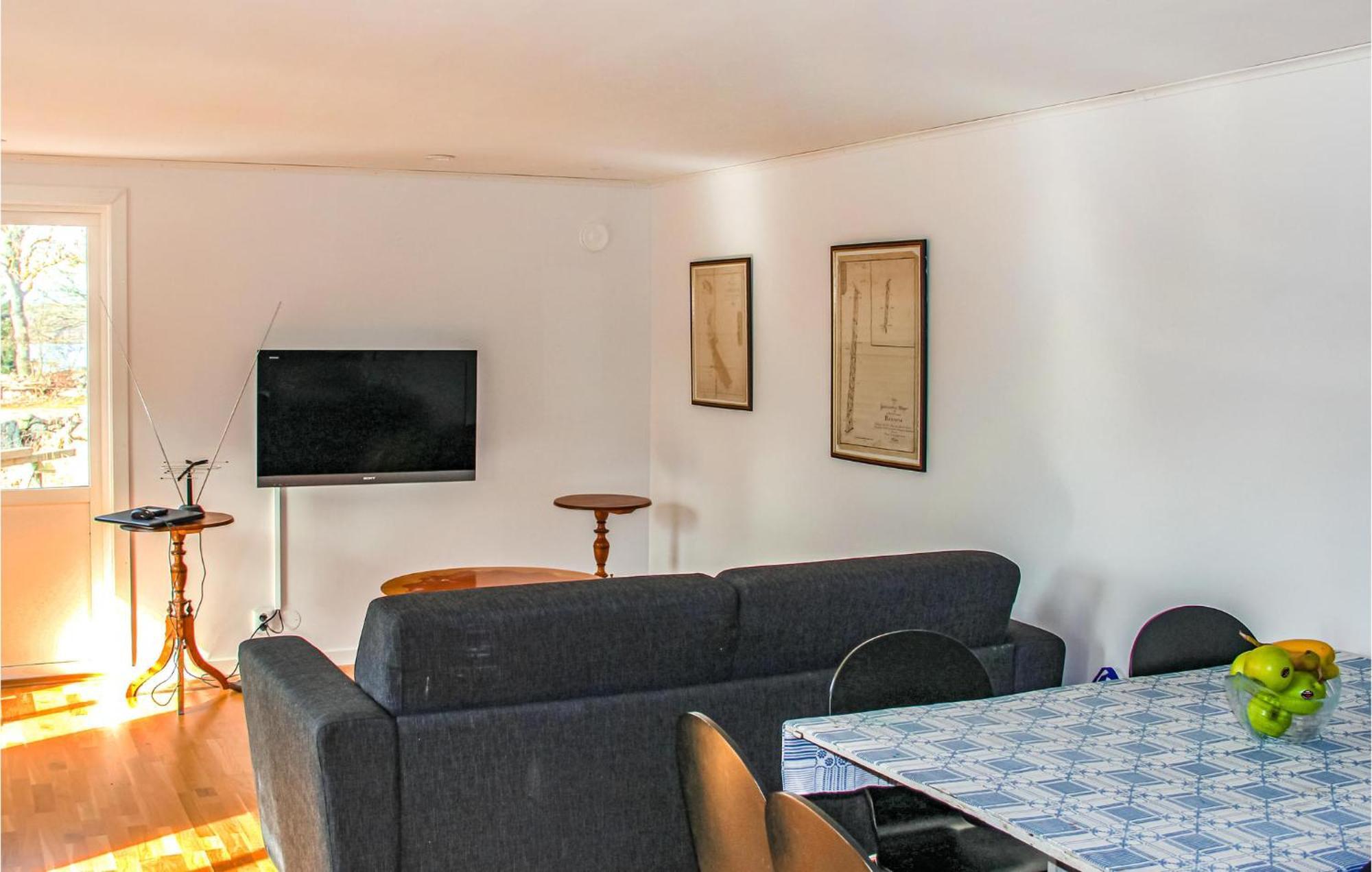 1 Bedroom Lovely Home In Sturkoe Bredavik  Exterior photo